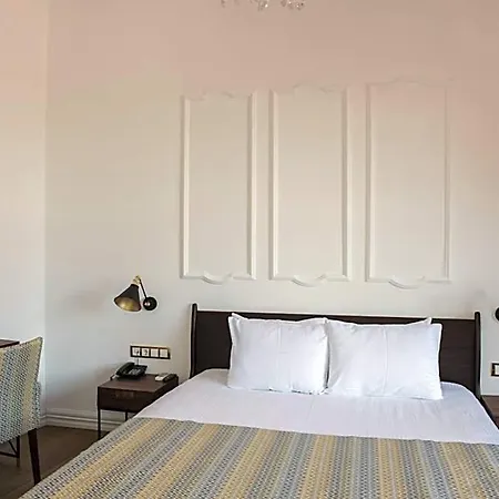 Rodosto Hotel 2*
