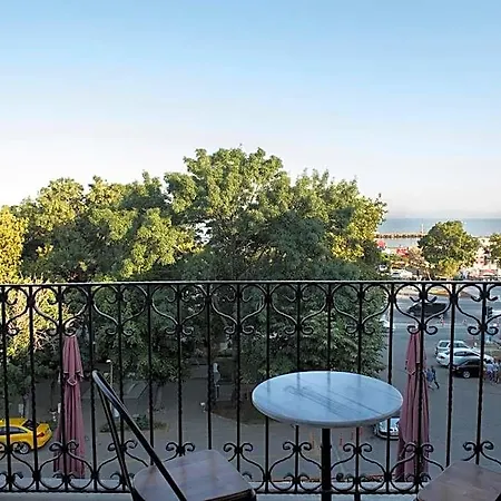 Rodosto Hotel מלון טקירדג