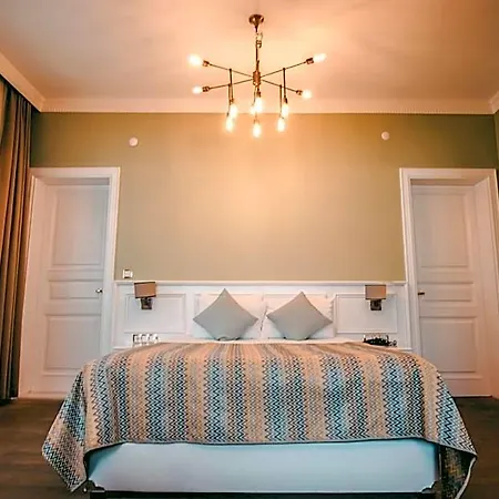 Rodosto Hotel 2* טקירדג