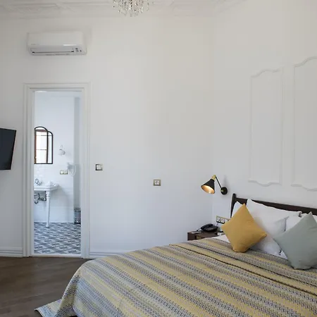 Rodosto Hotel 2*