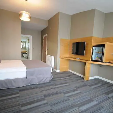 Rodosto Hotel 2*